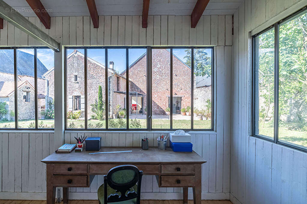 Maison à BAZOCHES-LES-HAUTES