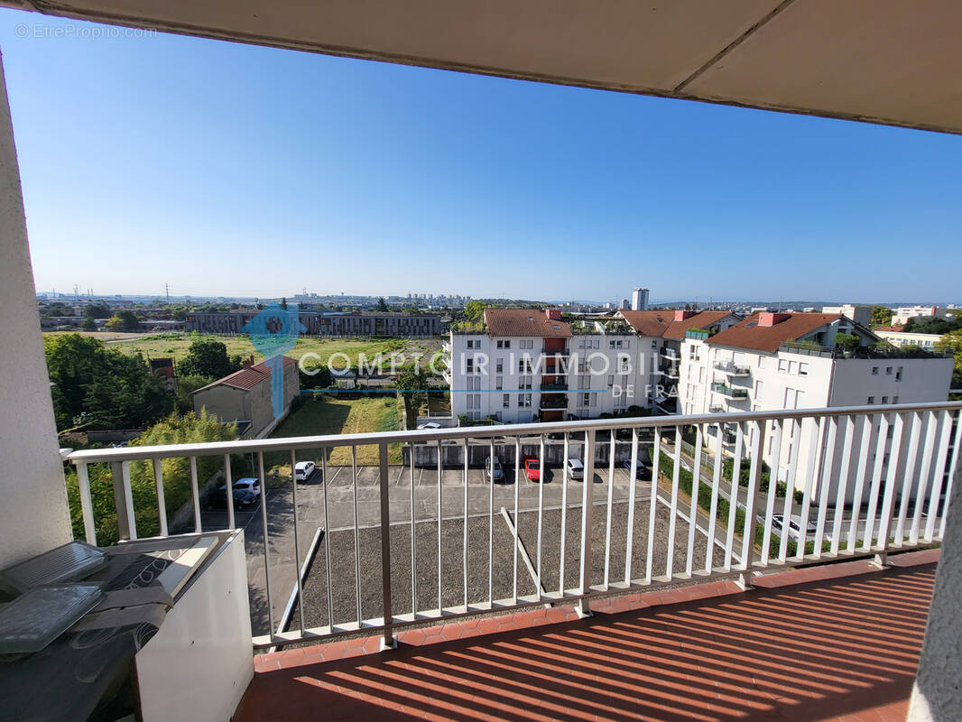 Appartement à VENISSIEUX