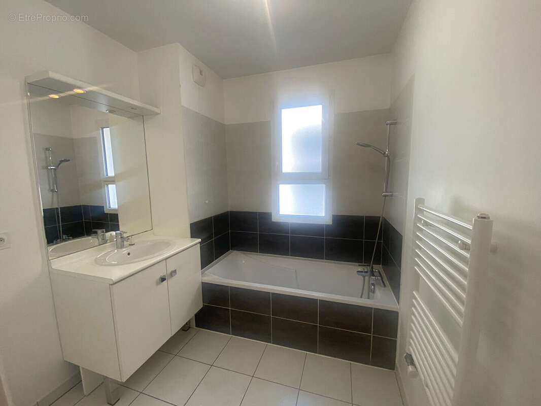 Appartement à LYON-7E