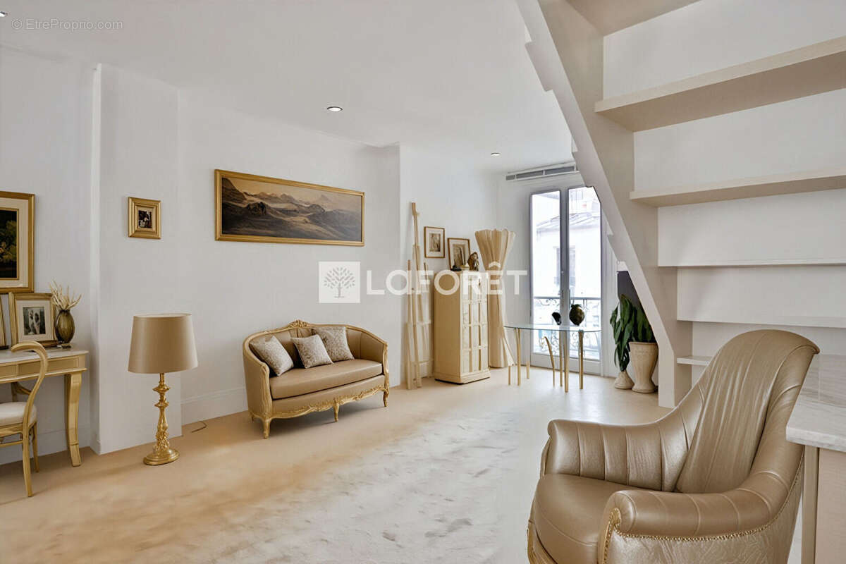 Appartement à PARIS-14E