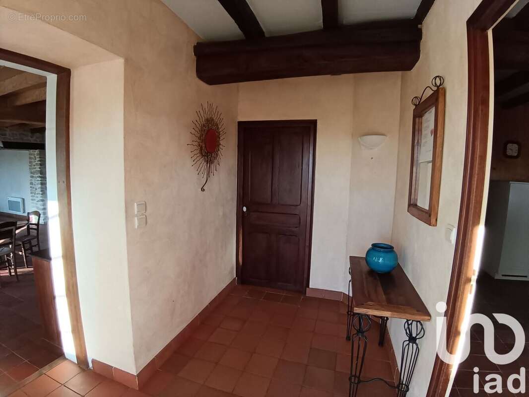 Photo 5 - Maison à LOUZY