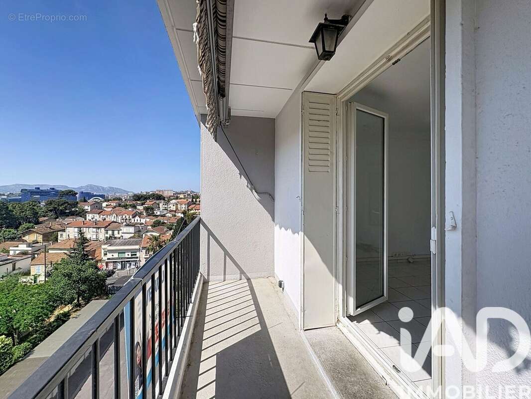 Photo 2 - Appartement à MARSEILLE-13E