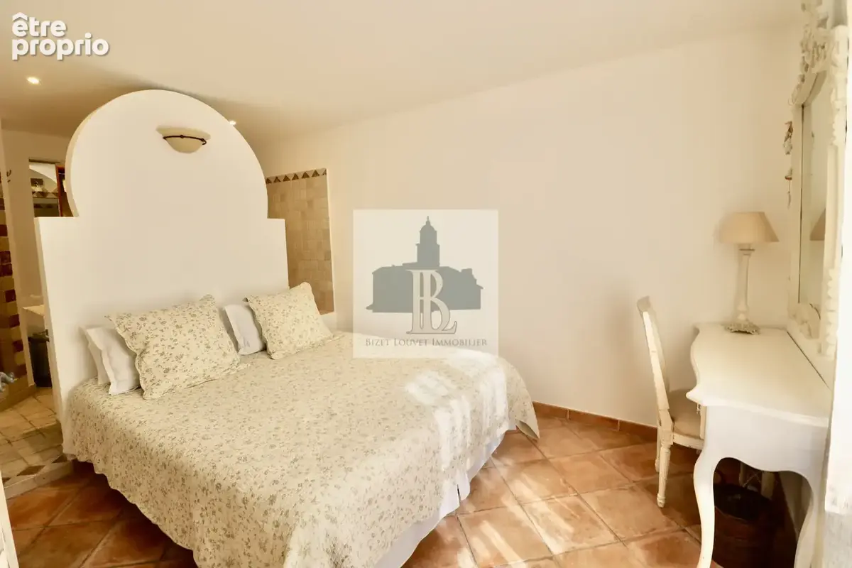 Exclusivité, Saint-Tropez, appartement entre la Place des Lices et le Port - photo 5
