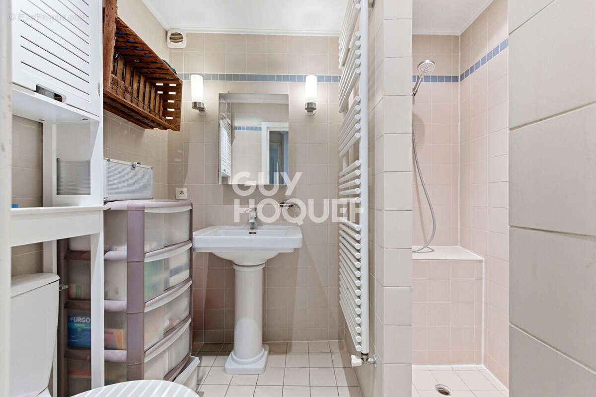 Appartement à PARIS-9E