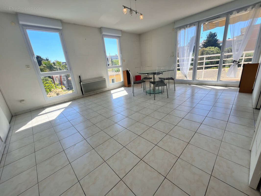 Appartement à CAGNES-SUR-MER