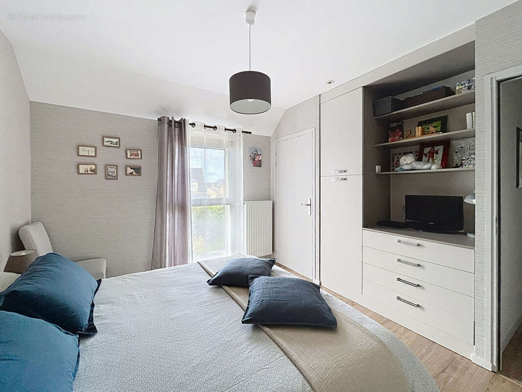 Maison à SAINT-BRIAC-SUR-MER