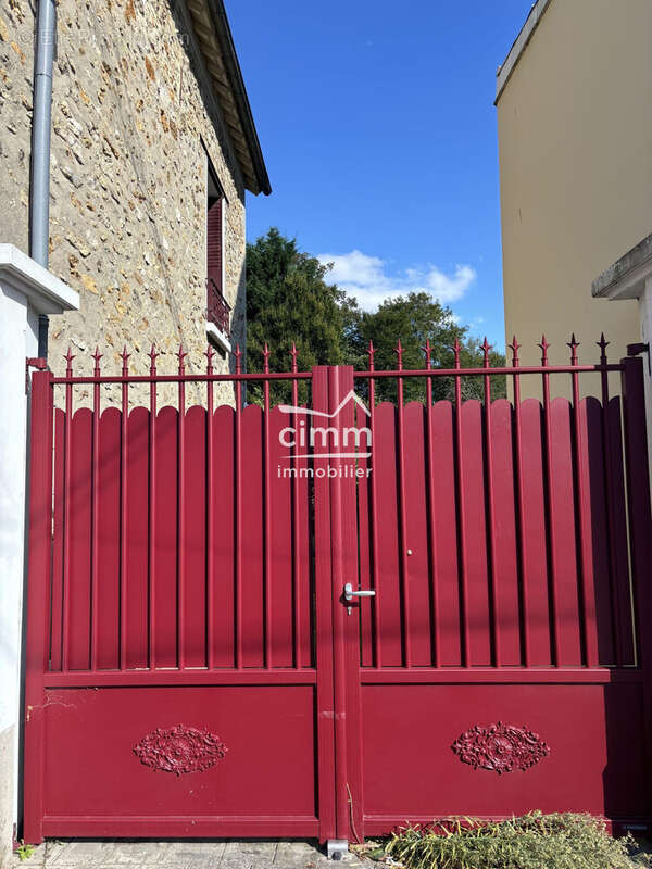 Maison à COULOMMIERS