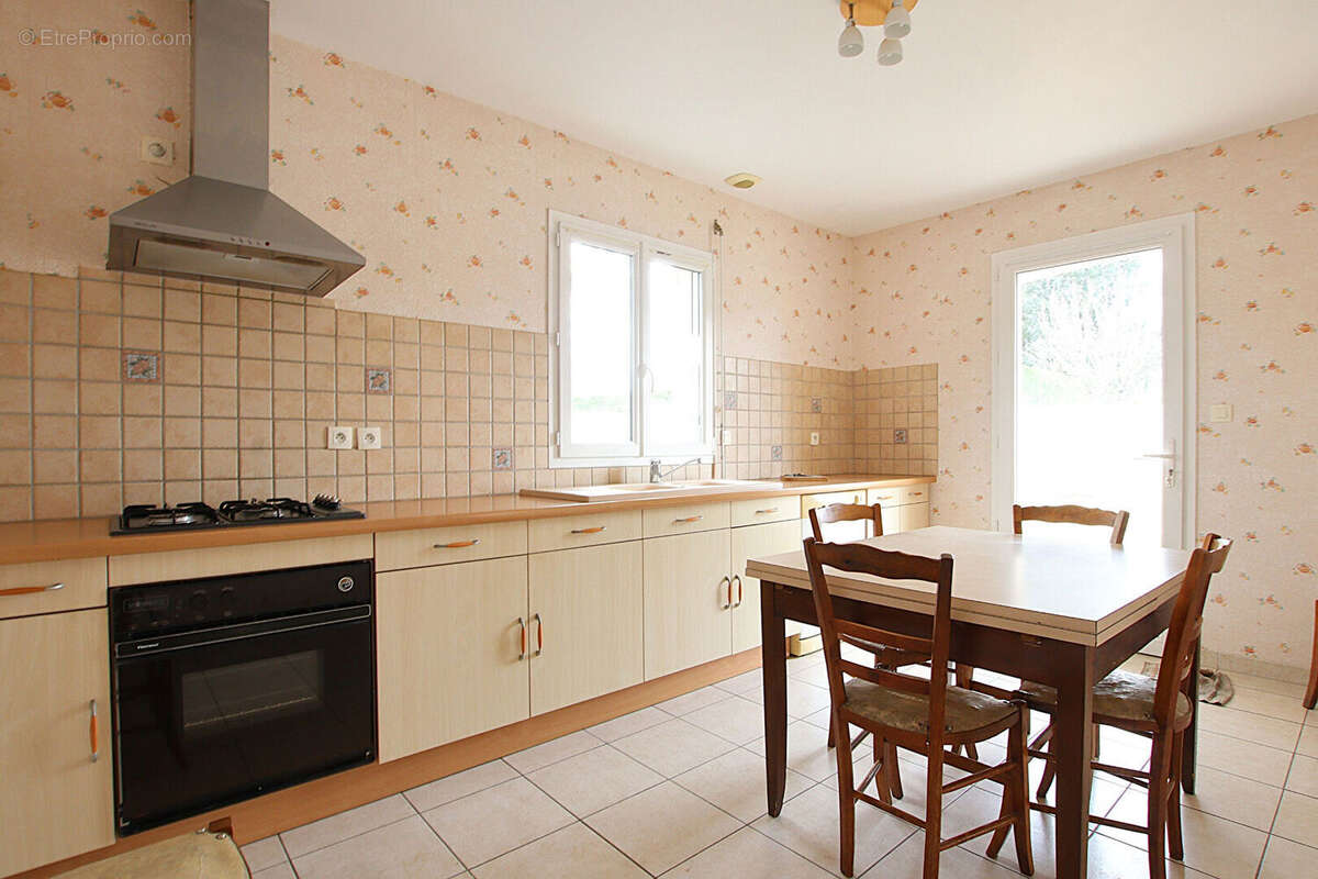 Maison à MOUGON