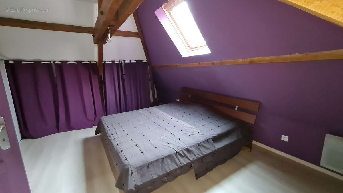 Maison à GOMETZ-LE-CHATEL