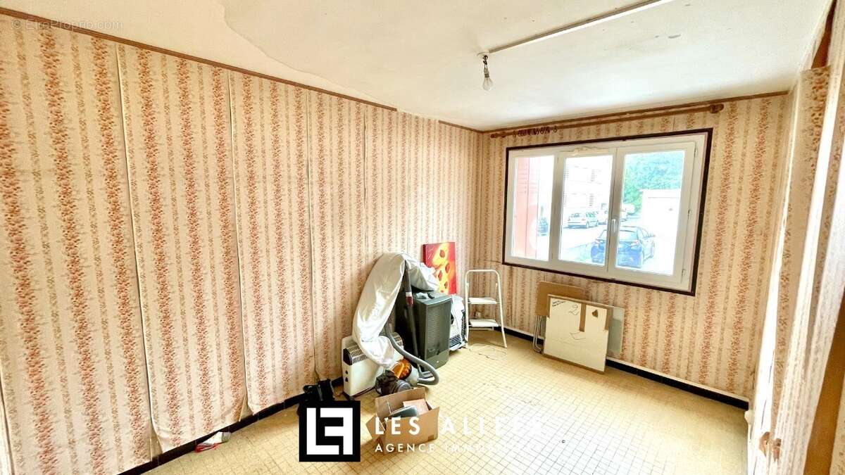 Appartement 58 m² à Valreas  - photo 4