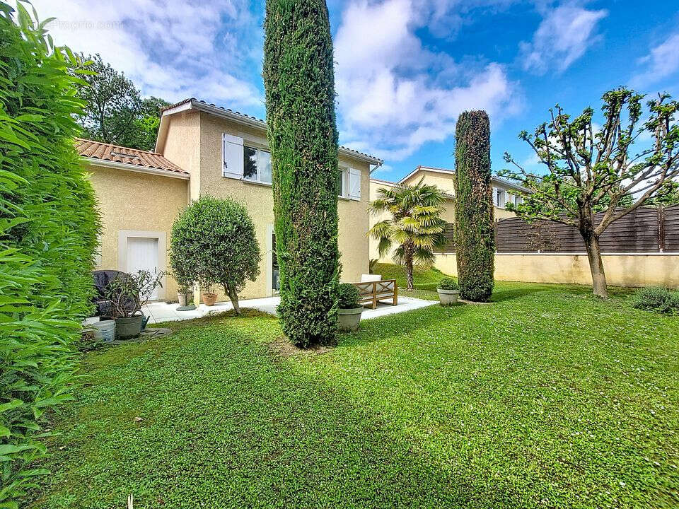 Maison à CALUIRE-ET-CUIRE