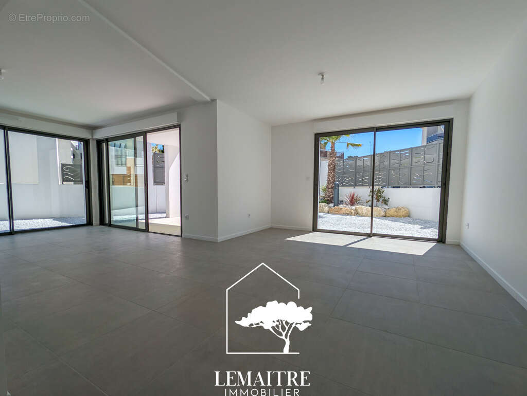 Appartement à LES MATHES