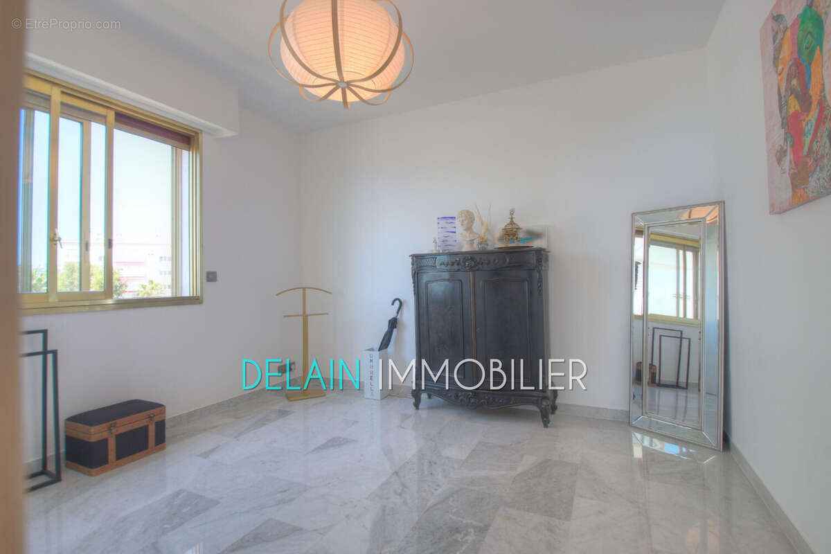 Appartement 76 m² à Cagnes-Sur-Mer  - photo 9