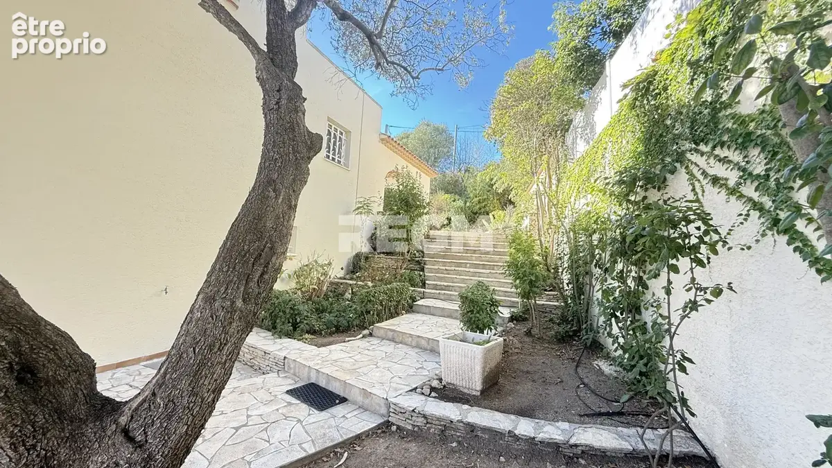 Maison d'architecte 211 m2 sur parcelle de 1780 M2 - photo 26
