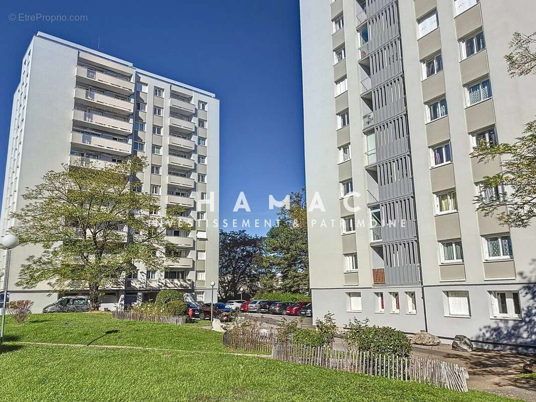 Appartement à OULLINS