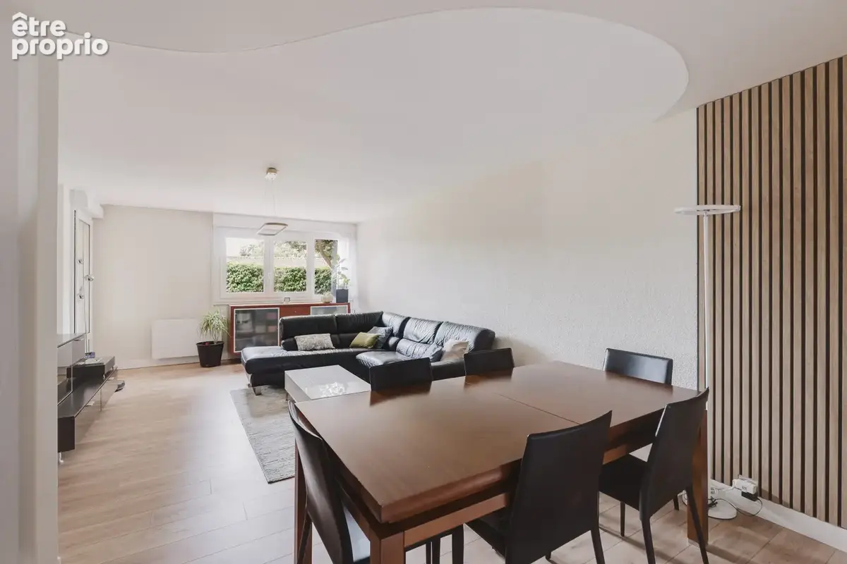 Appartement T4 rénové - Résidence de standing fermée et sécurisée - photo 7