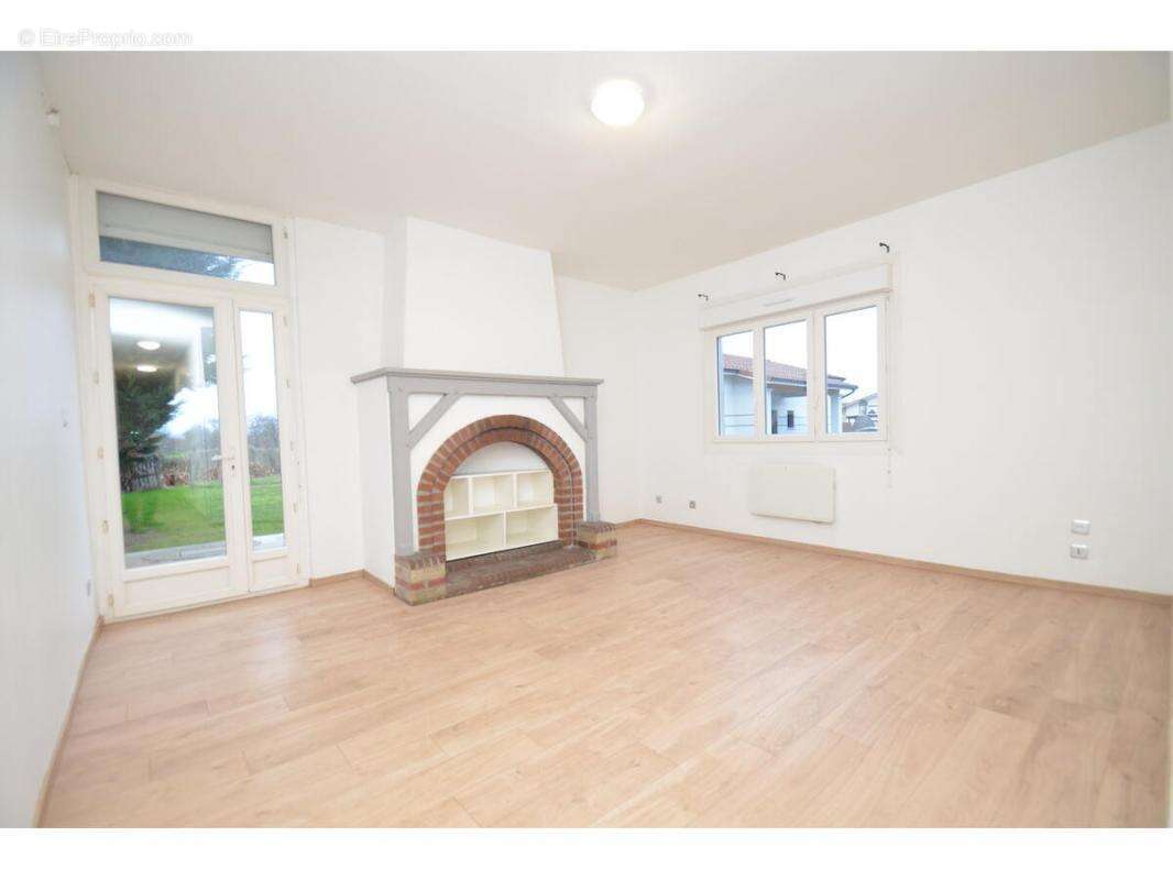 Appartement à MOULIN-NEUF