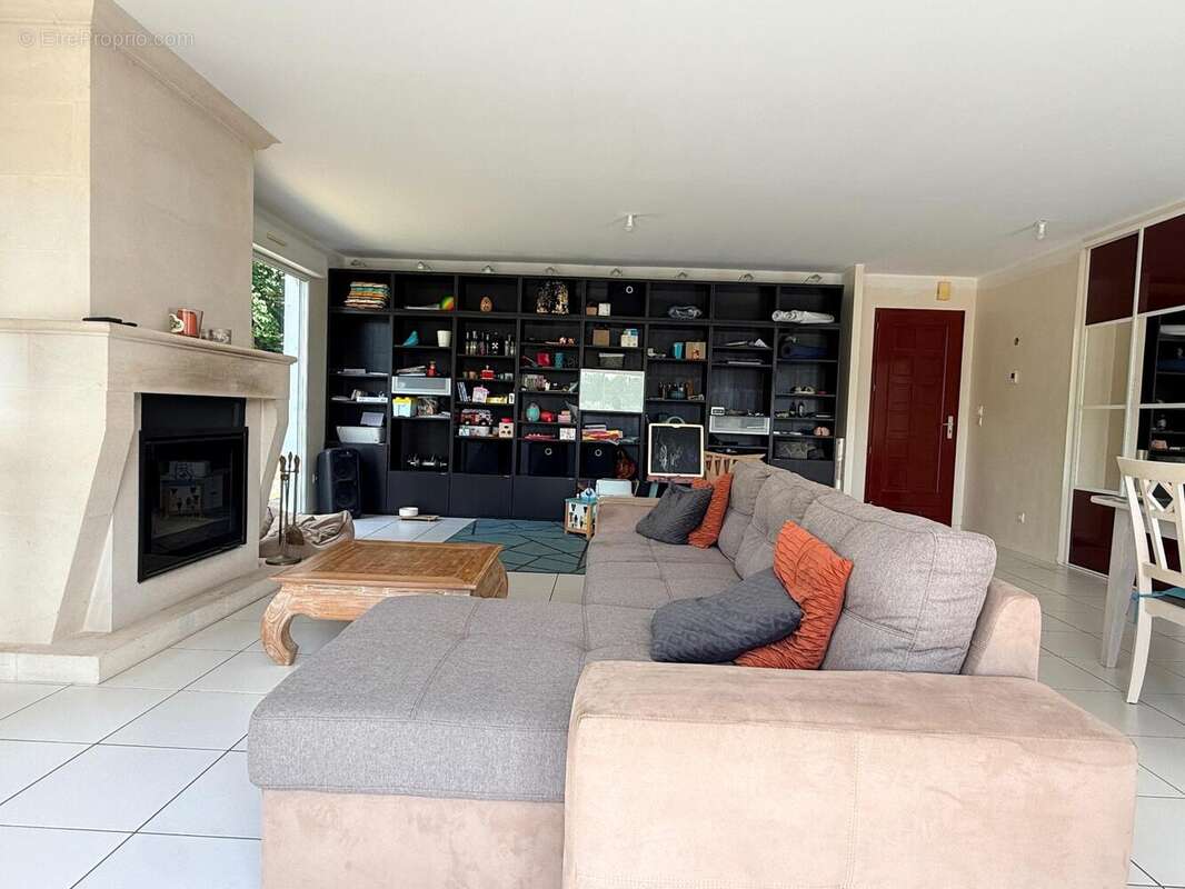 Maison 121 m² à Courcoury  - photo 4