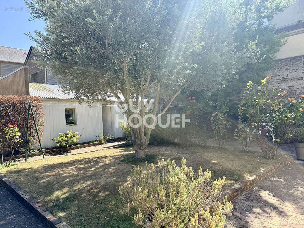 Maison avec tres beau jardin terrasse et dependance- trouville sur mer - photo 16