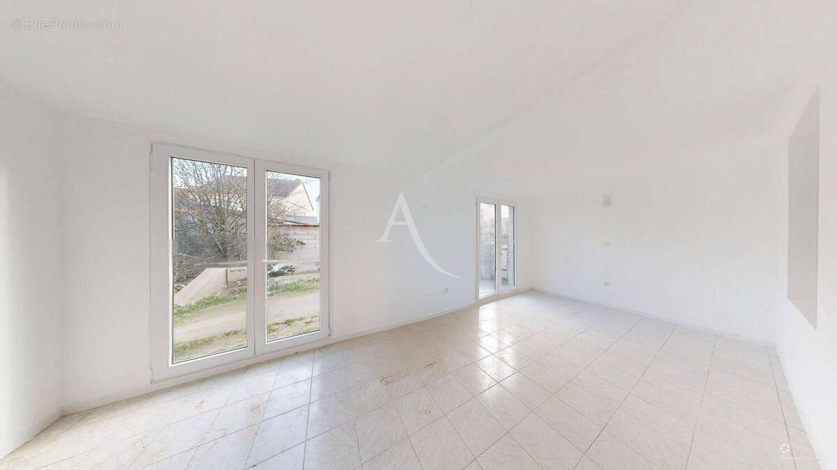 Maison à CERGY