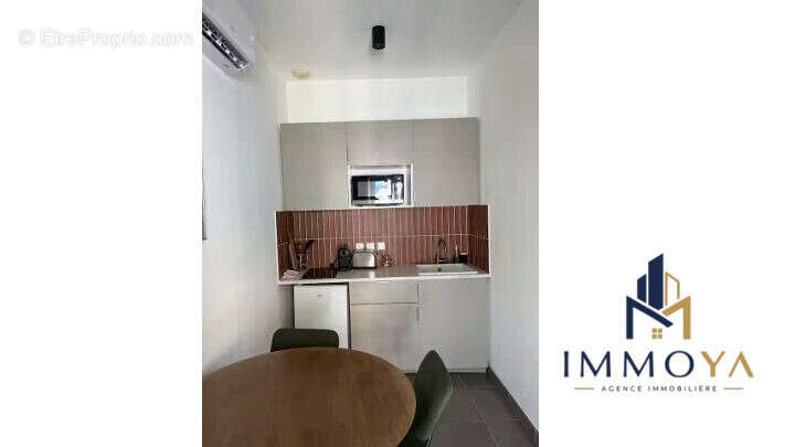 Appartement 200 m² à Nimes  - photo 7
