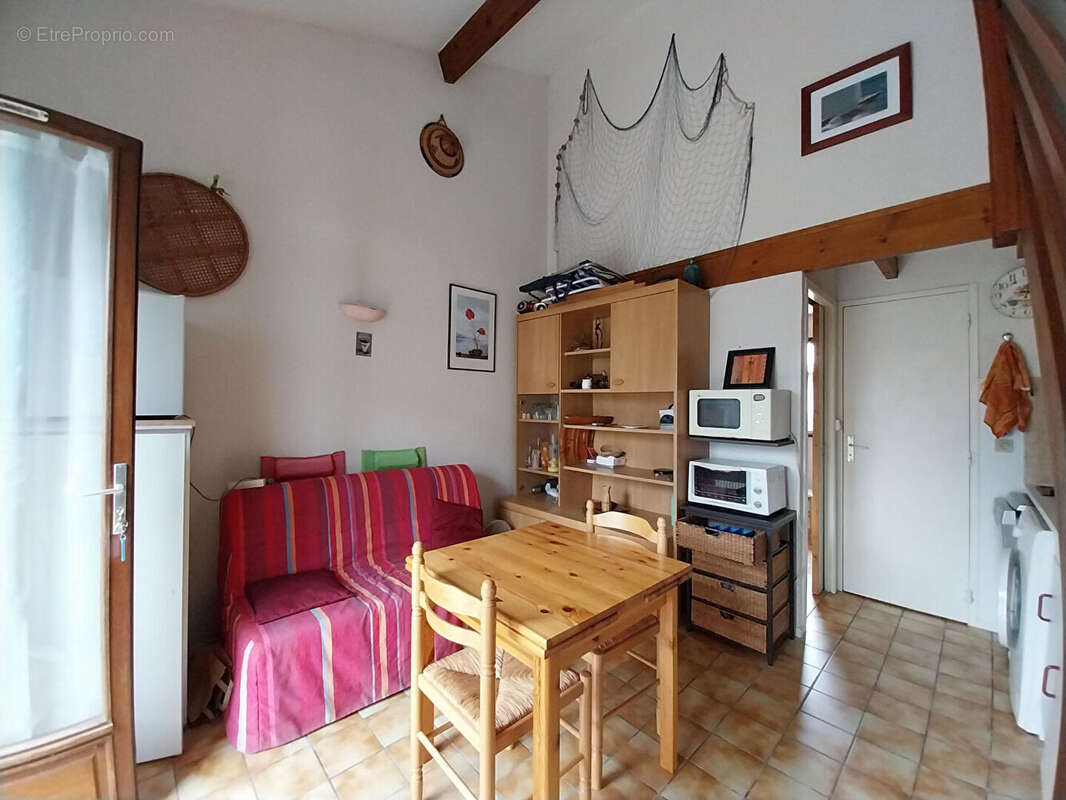 Maison à SAINT-GEORGES-DE-DIDONNE