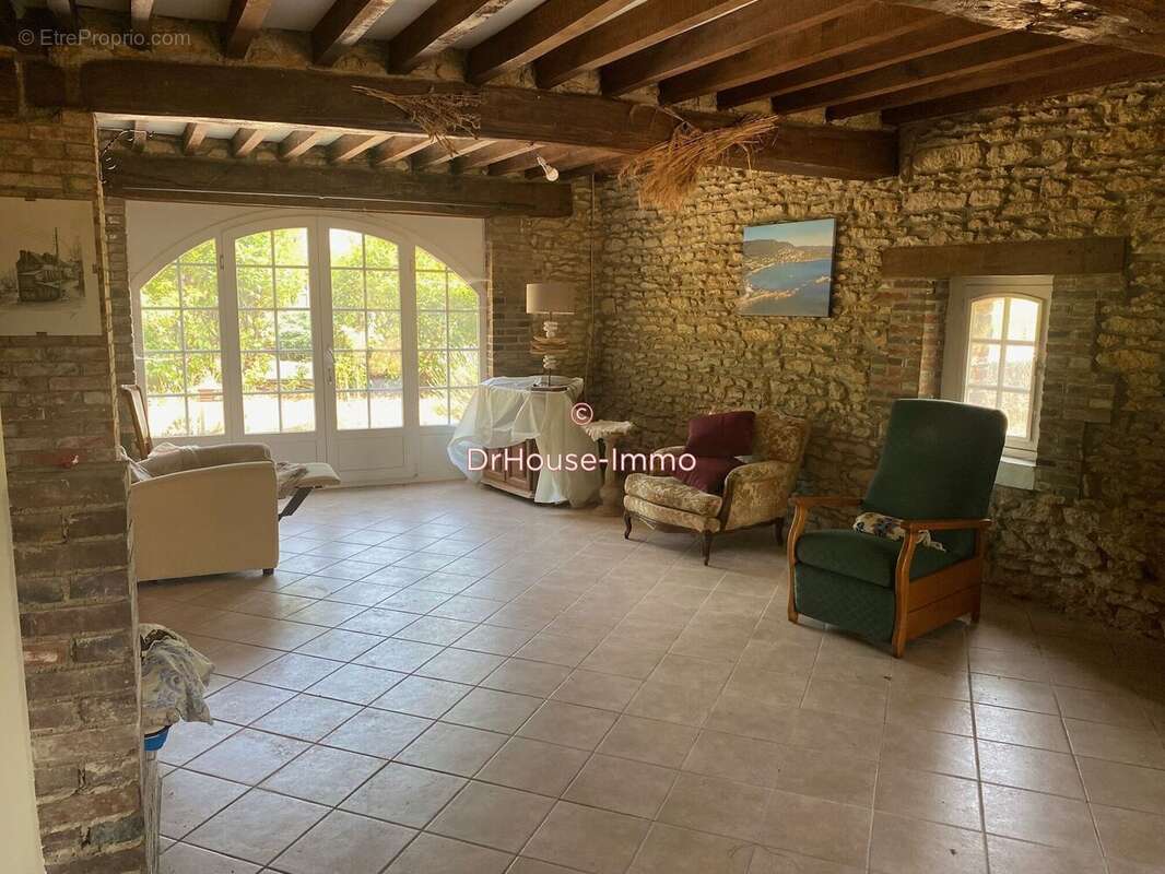Maison 227 m² à Chessy-Les-Pres  - photo 7