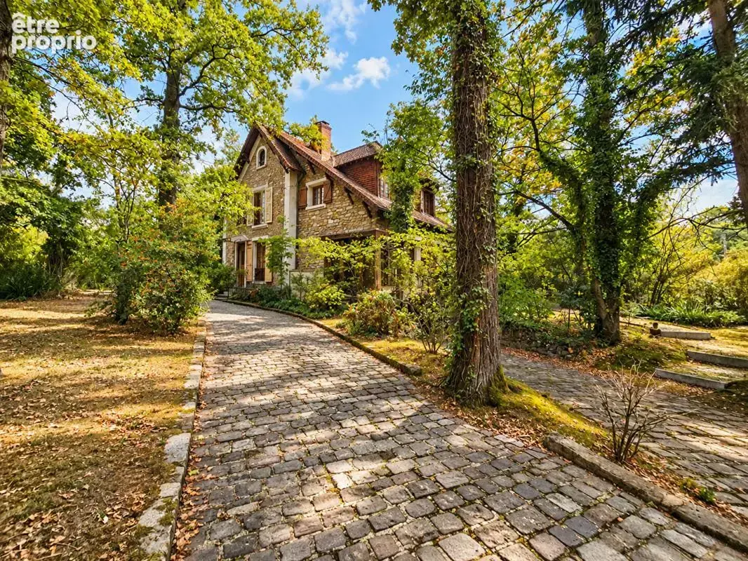 Maison de charme dans quartier priviligié LA CHASSE - photo 12