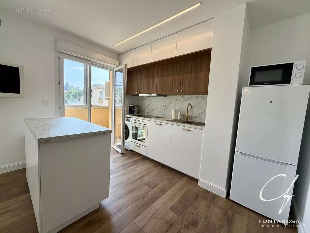 Appartement à FREJUS