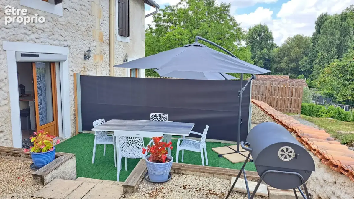 Proche de Ribérac  hameau avec trois gîtes et maison indépendante - photo 23