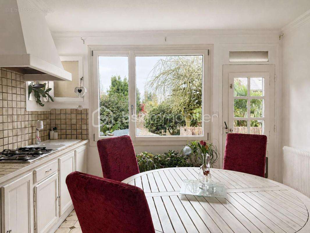 Maison de ville avec jolie jardin au calme - photo 4