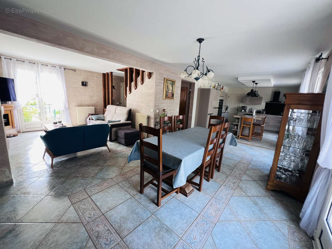 Maison à MARINES