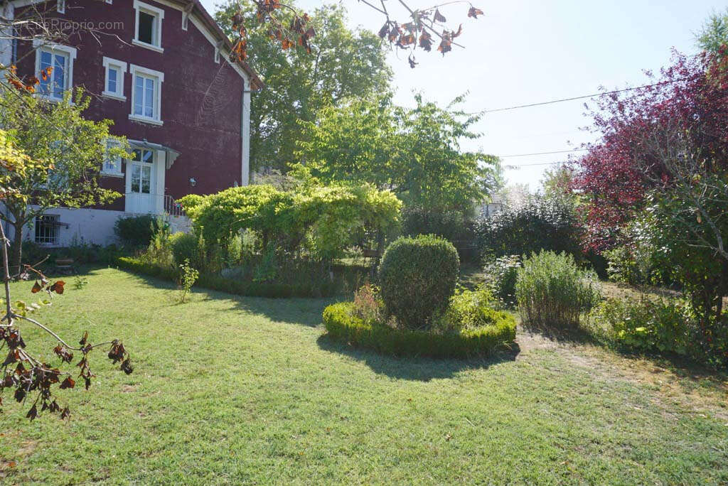 Maison à PARAY-LE-MONIAL