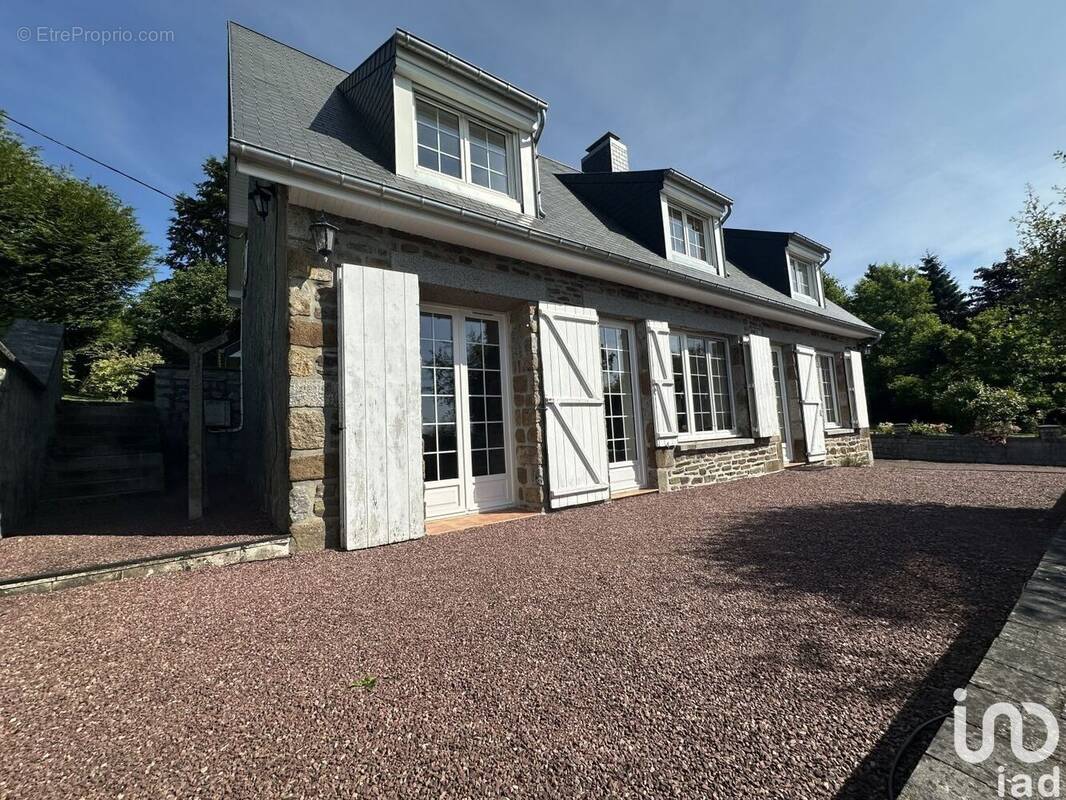 Photo 1 - Maison à PERRIERS-EN-BEAUFICEL