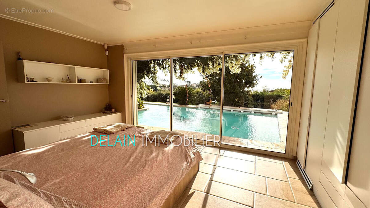 Maison à CAGNES-SUR-MER