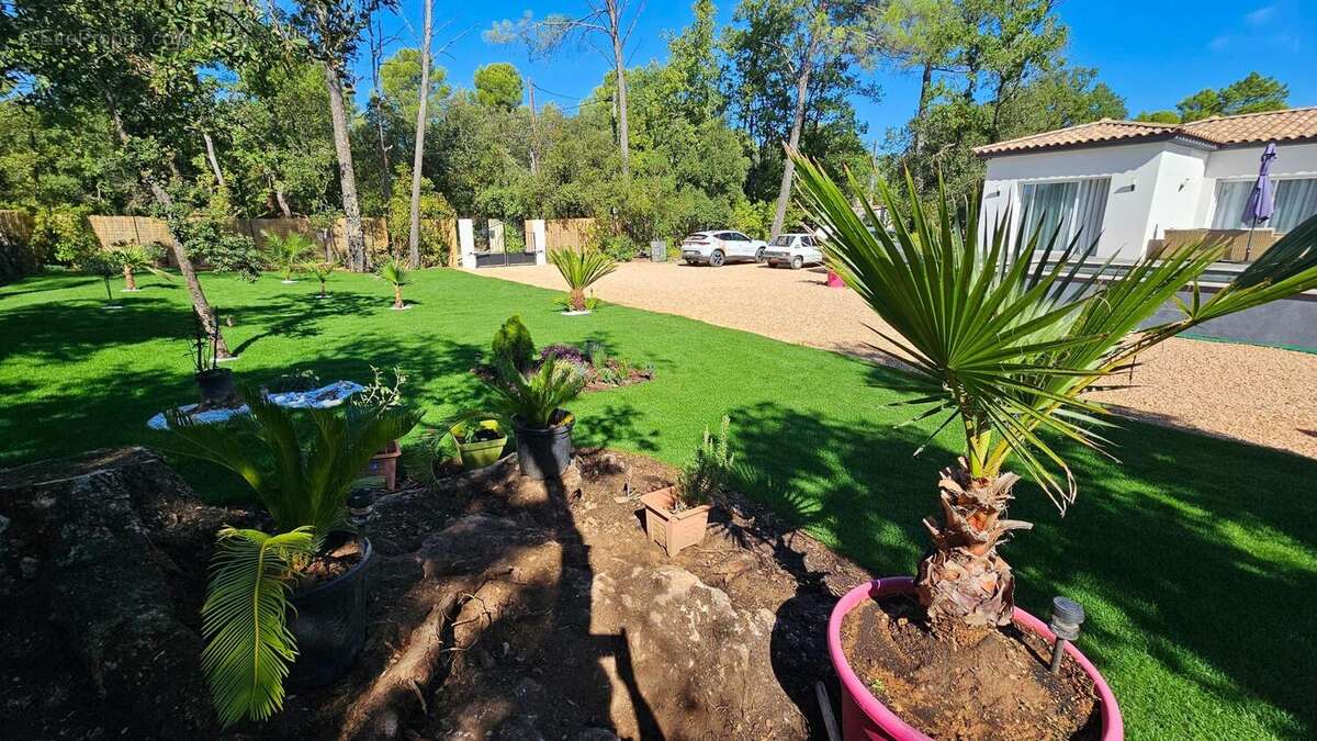 Photo 4 - Maison à SILLANS-LA-CASCADE