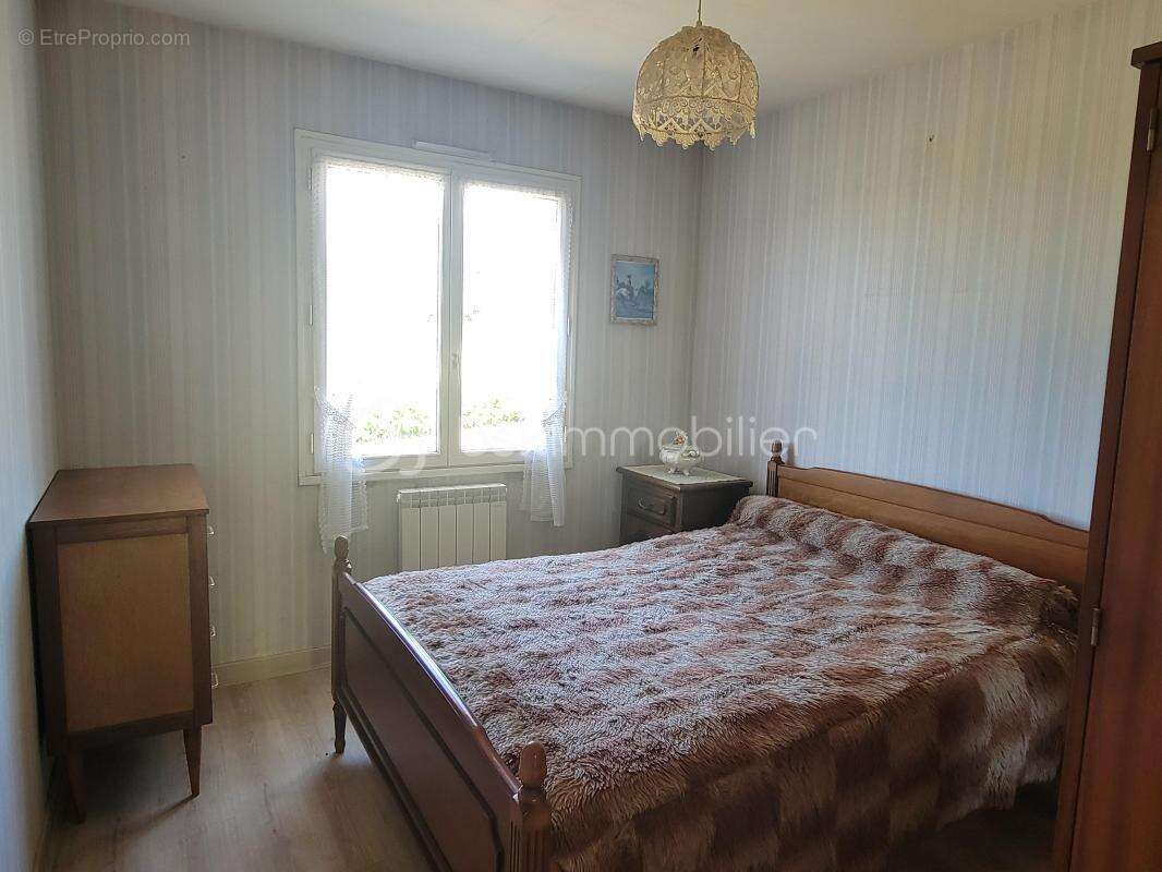 2 Maisons avec fort potentiel sur plus de 1 hectare - photo 11