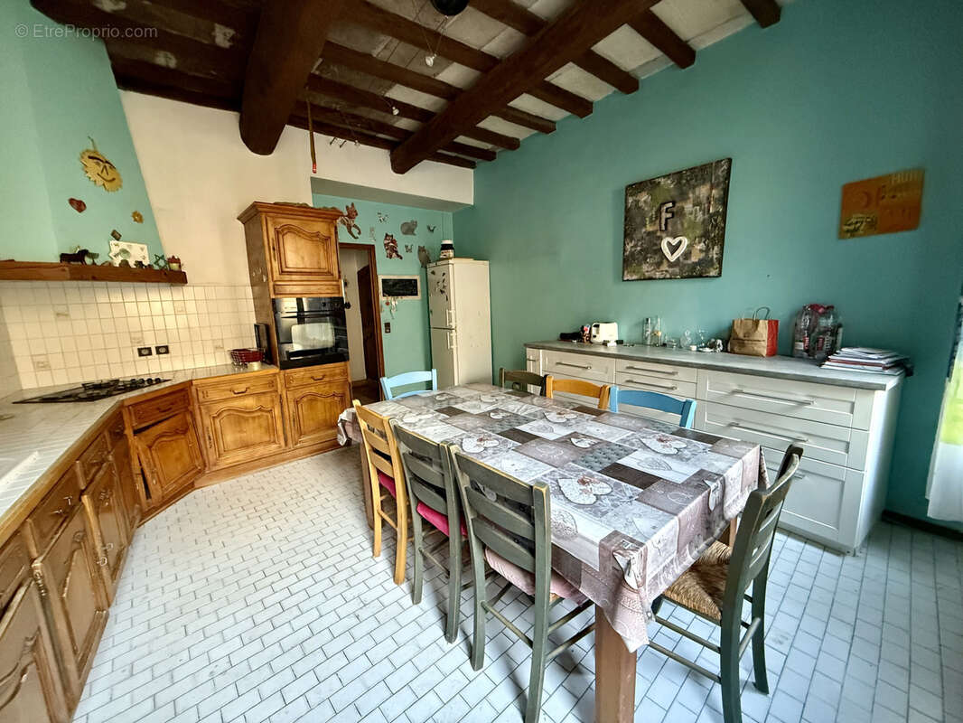 Maison à MILHAUD