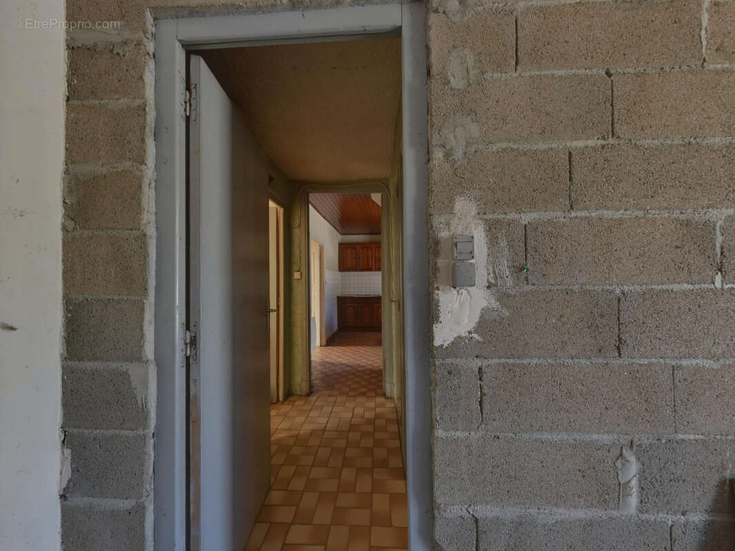 Maison à LES OLLIERES-SUR-EYRIEUX