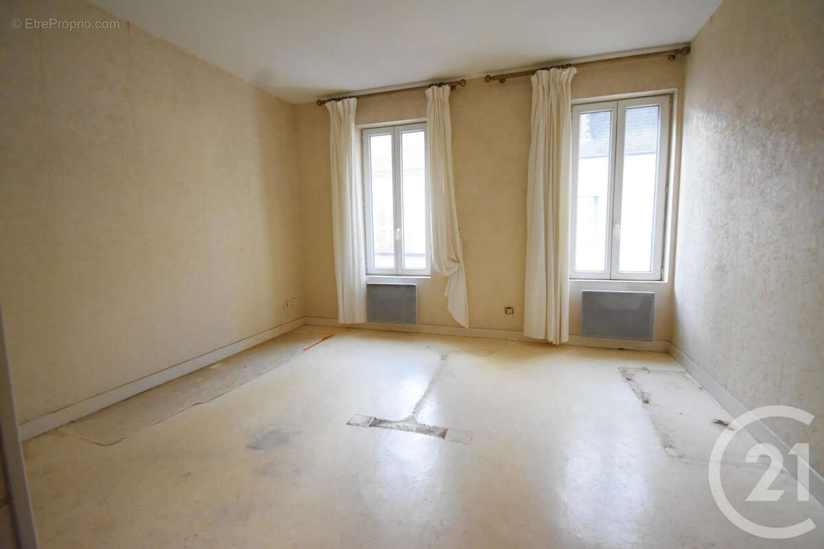 Maison à VICHY