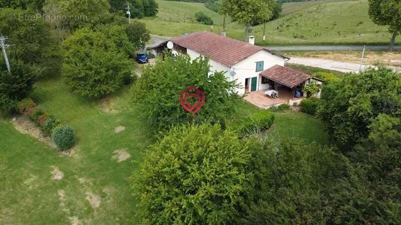 Maison lumineuse face aux Pyrénées - photo 3