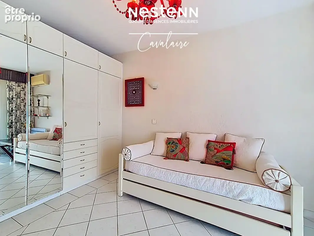 T1 et T3 réunis pour ne faire qu'un appartement de 96 m² en rez-de-jardin à Cavalaire - photo 9