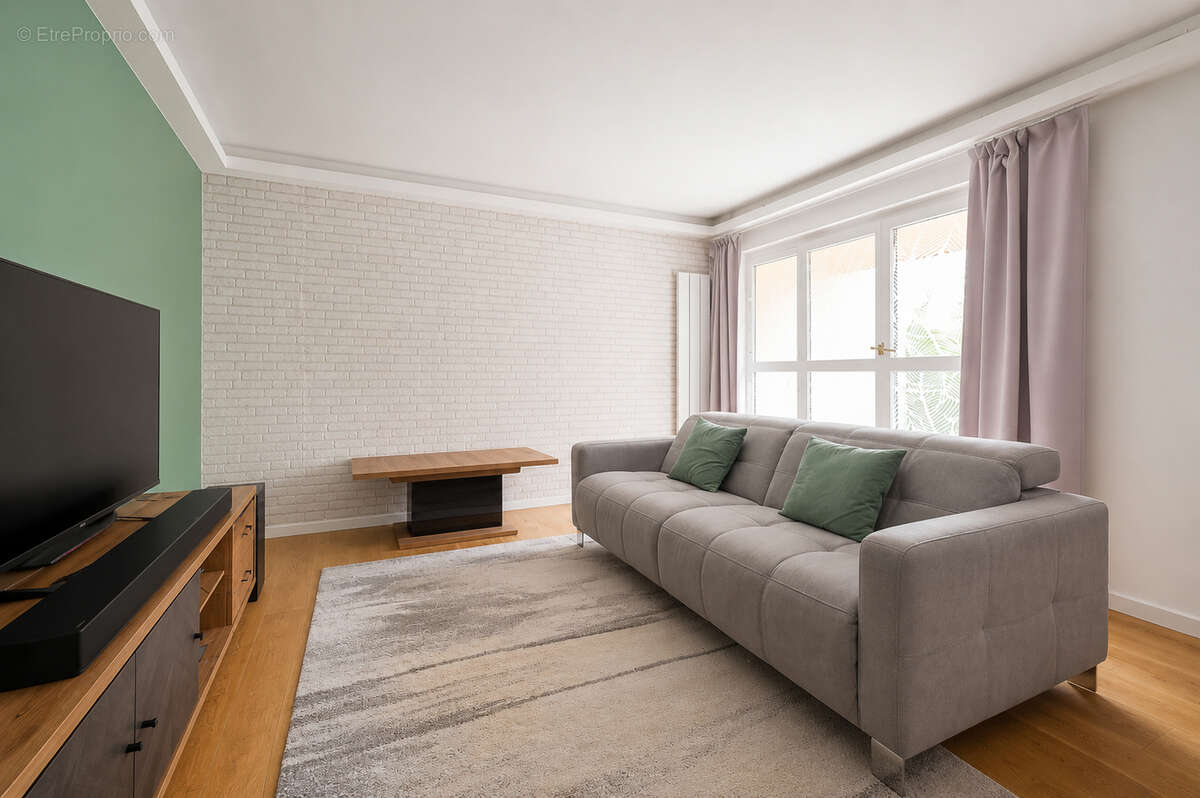 Appartement à PARIS-20E