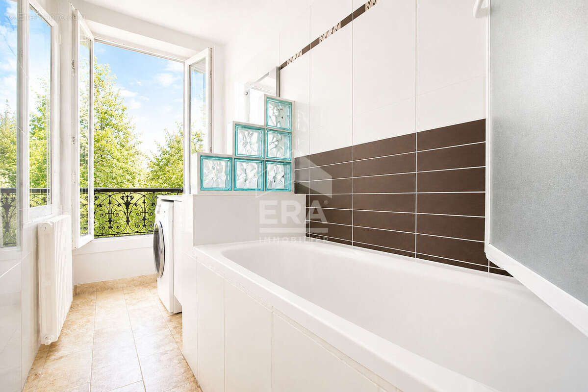 Appartement à ISSY-LES-MOULINEAUX