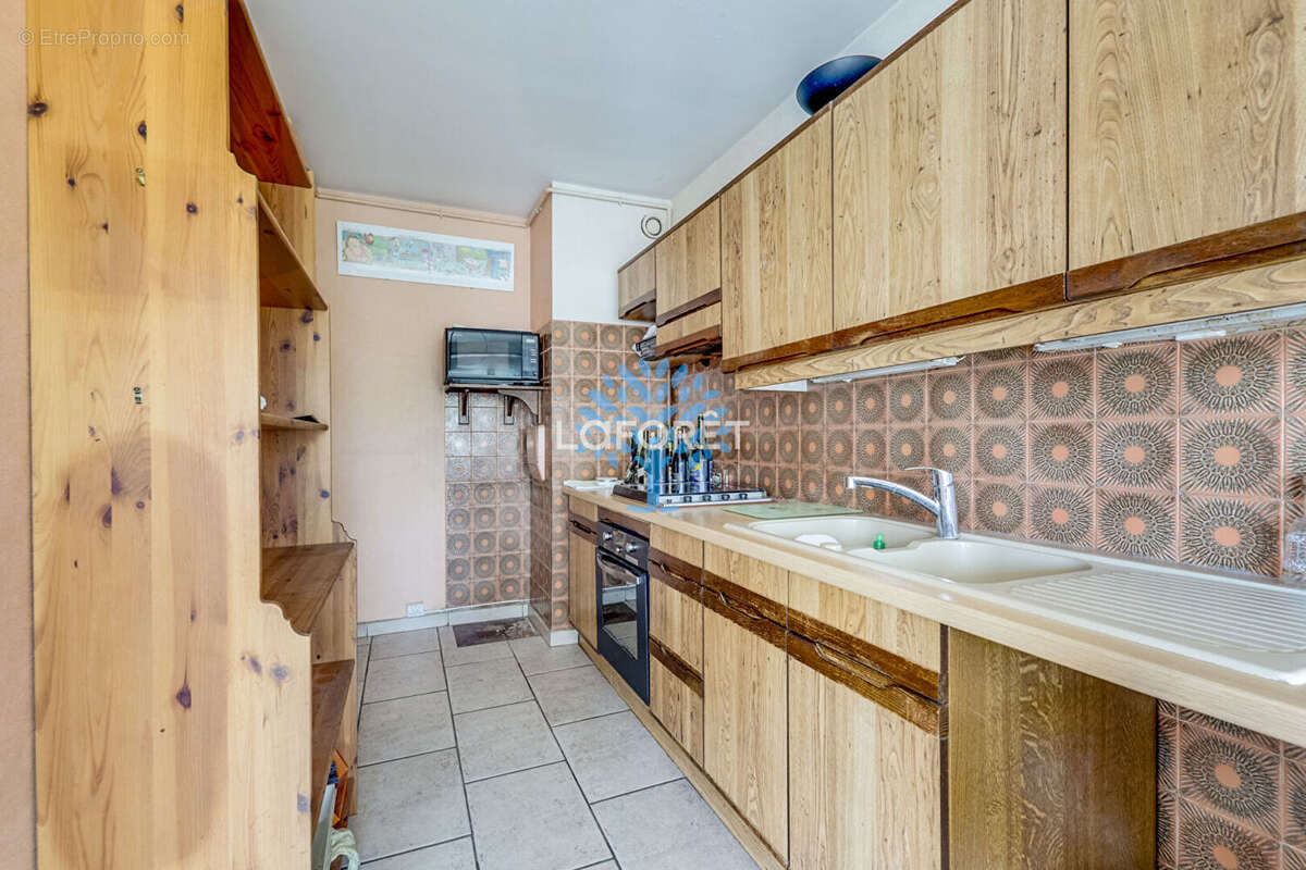 Appartement à PARIS-11E