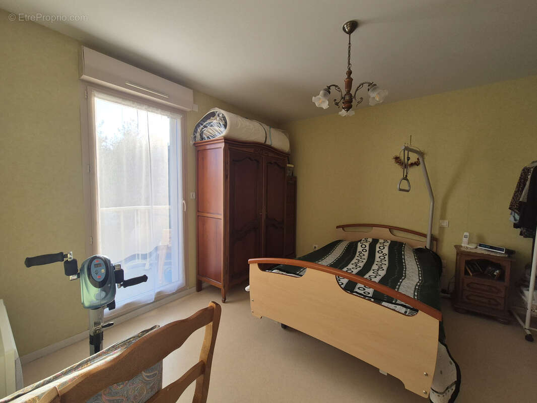 Appartement à PRECIGNE