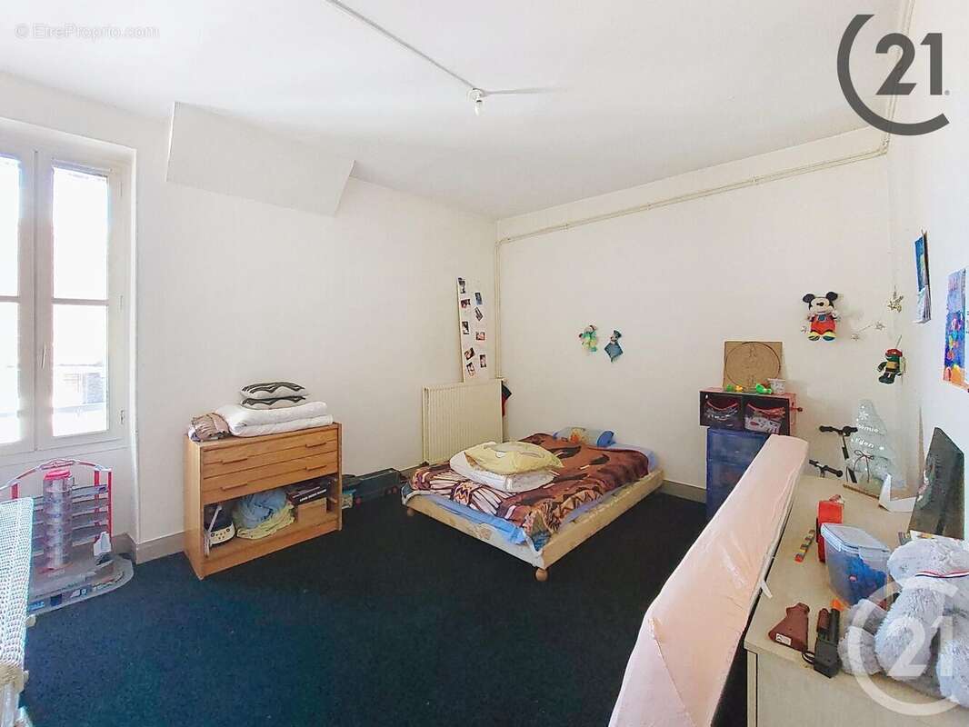 Autre à BRIENON-SUR-ARMANCON