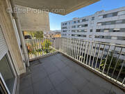 Appartement à MARSEILLE-1E