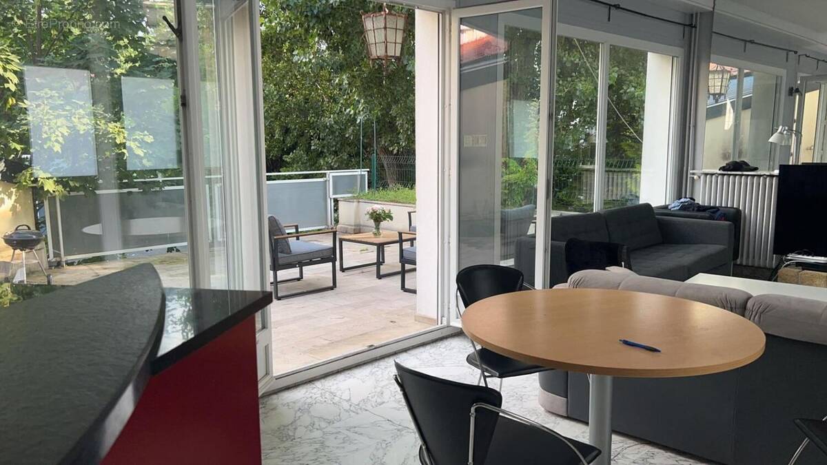 Photo 1 - Appartement à SAINT-ETIENNE