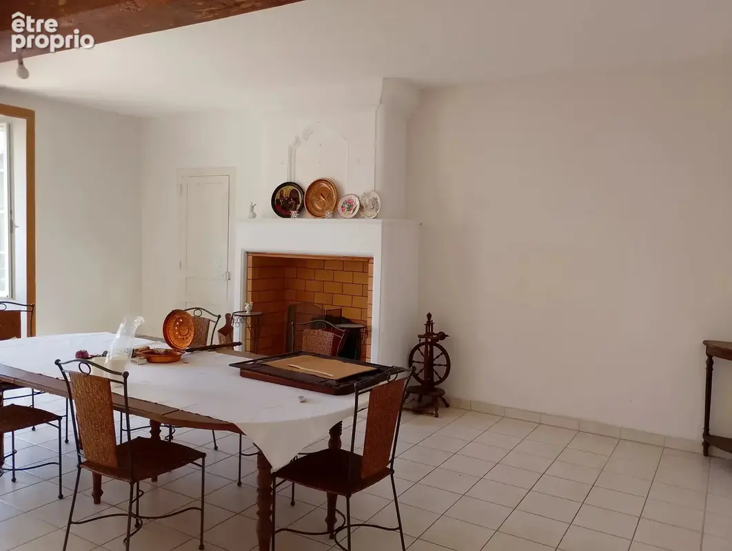 Maison charentaise en pierre de 4 chambres avec une maison d’hôtes de 3 chambres, située entre Jonzac et Pons. - photo 26